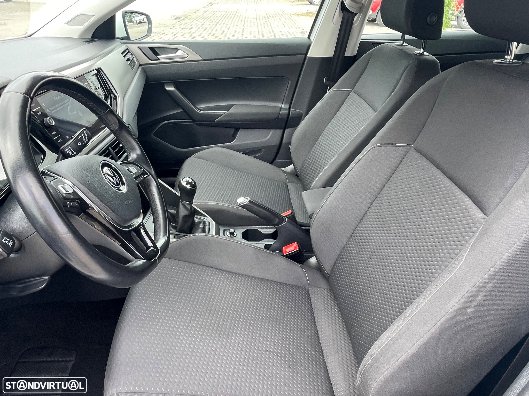 VW Polo 1.0 Comfortline - 4