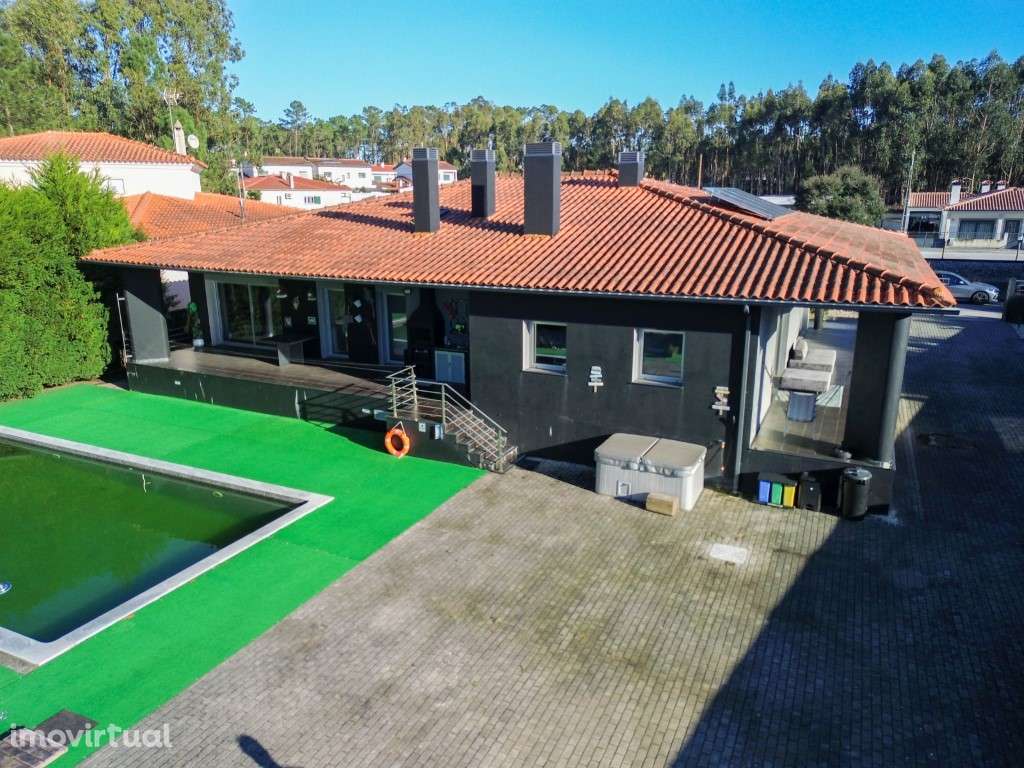 Moradia térrea, individual T3 com piscina em Monte Redondo - Grande imagem: 2/19