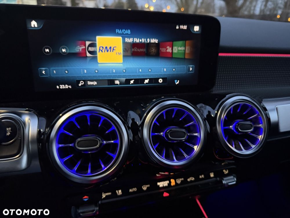 Mercedes-Benz EQB 250 70.5kWh Progressive - 6