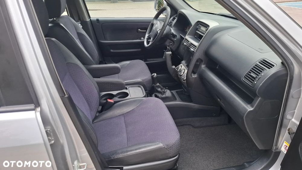 Honda CR-V 2.0i LS - 11