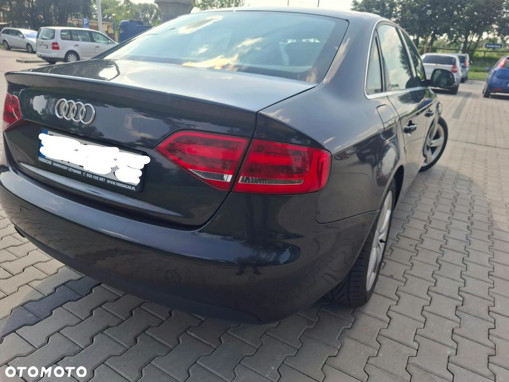 Audi A4 Limousine 2.0 TDI - 9