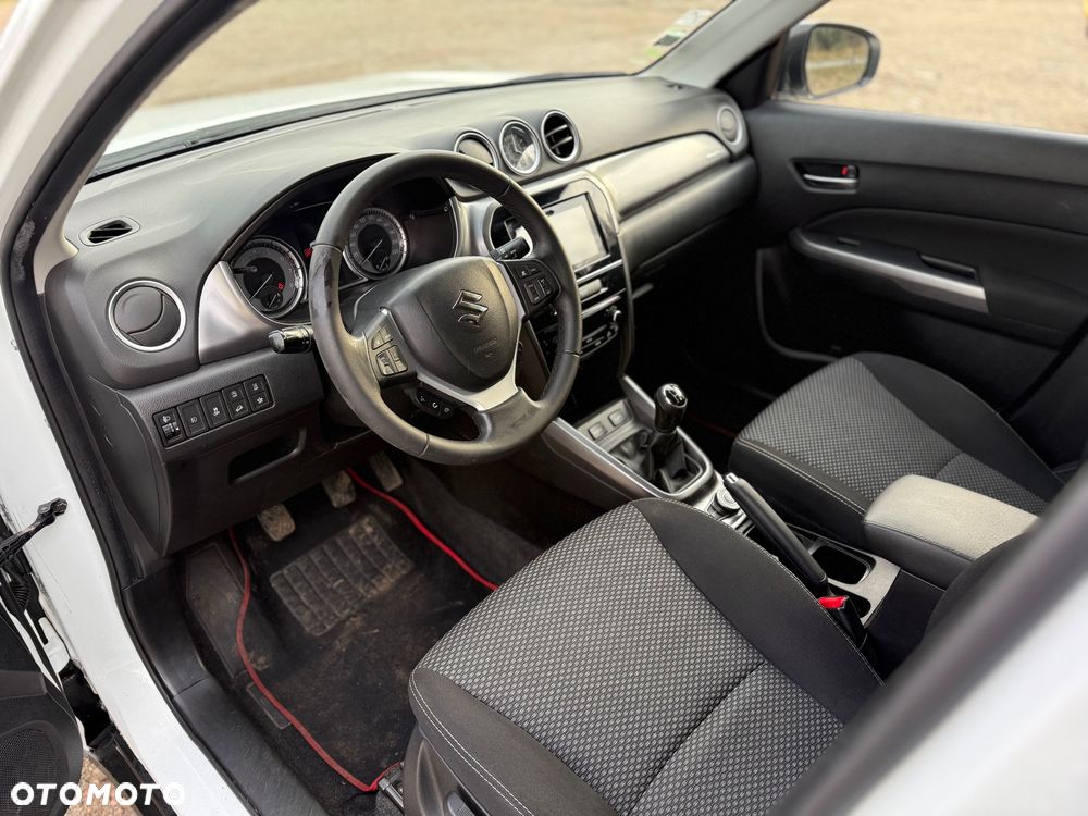 Suzuki Vitara 1.0 Boosterjet Allgrip Comfort - 13