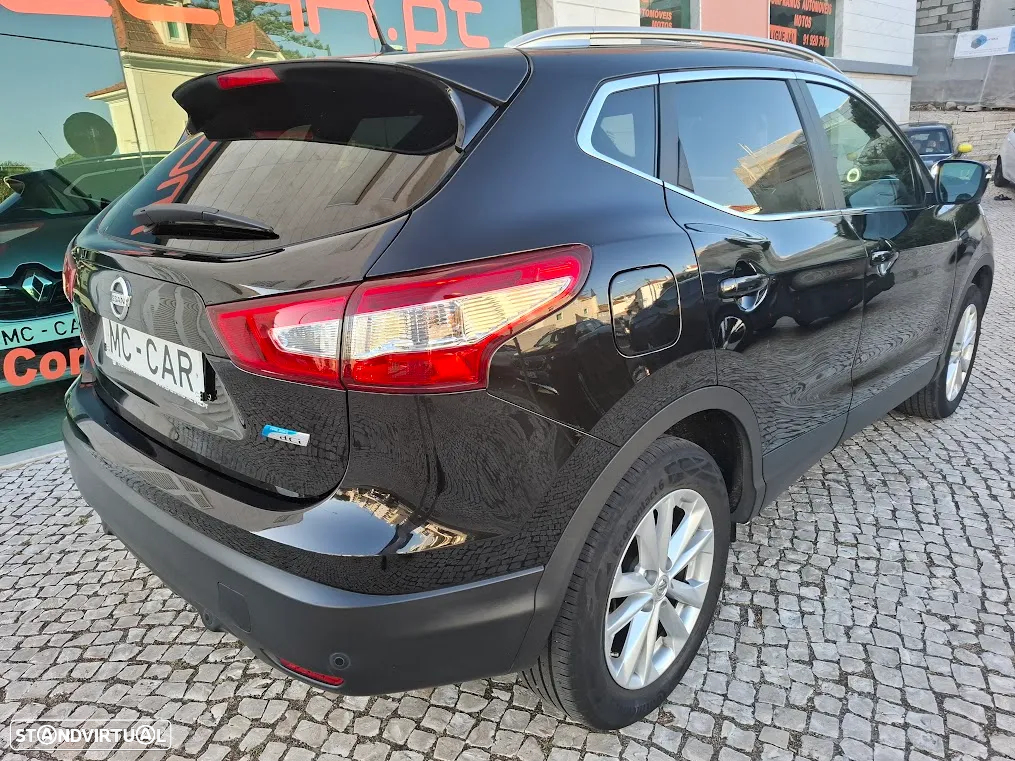 Nissan Qashqai 1.5 dCi Tekna Alcantara - 6