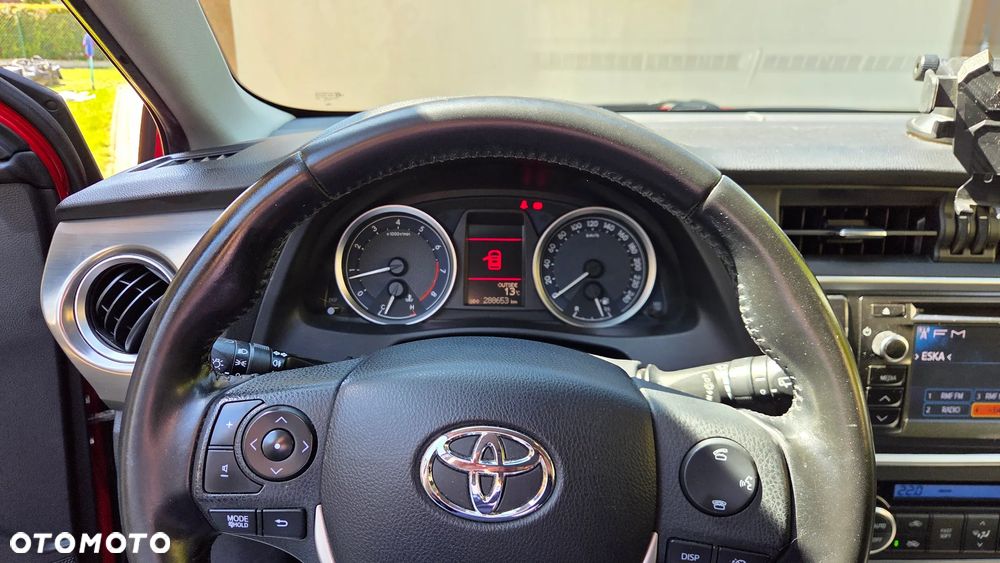 Toyota Auris 1.6 Prestige - 13