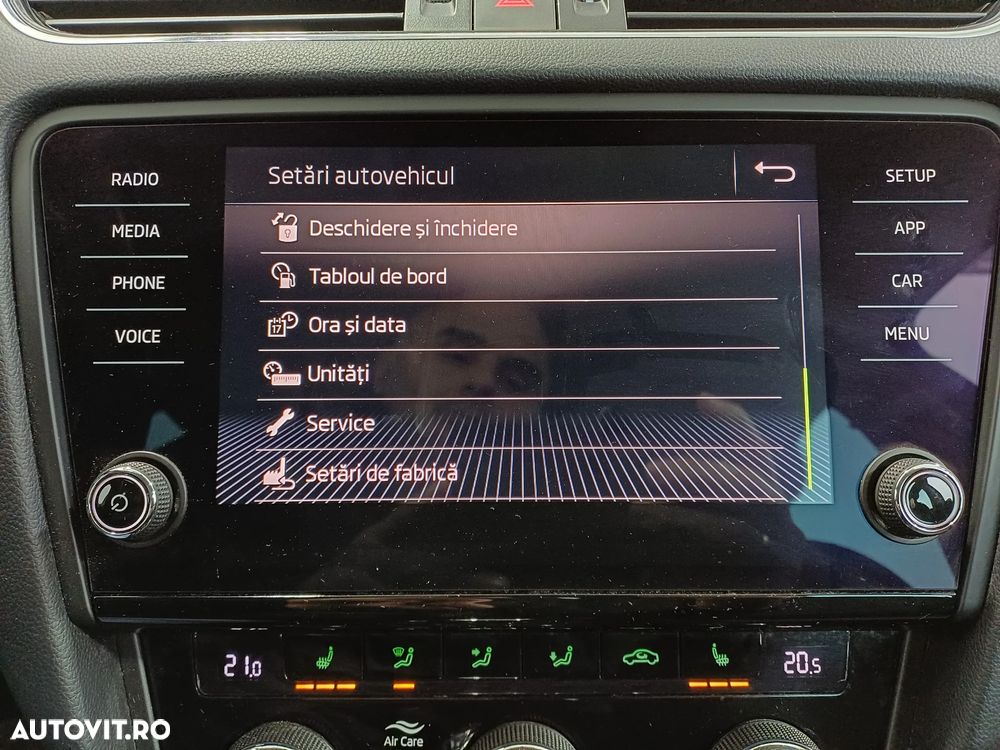 Skoda Octavia Combi Diesel 2.0 TDI DSG Style - 19