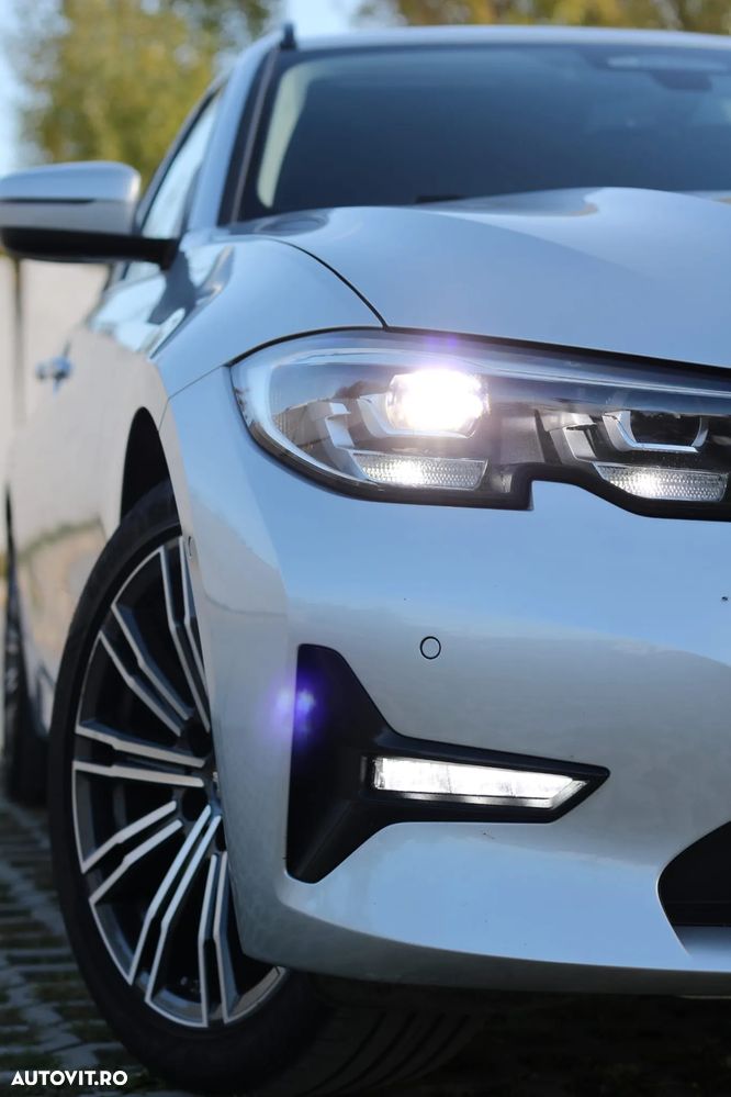 BMW Seria 3 320d AT MHEV - 2