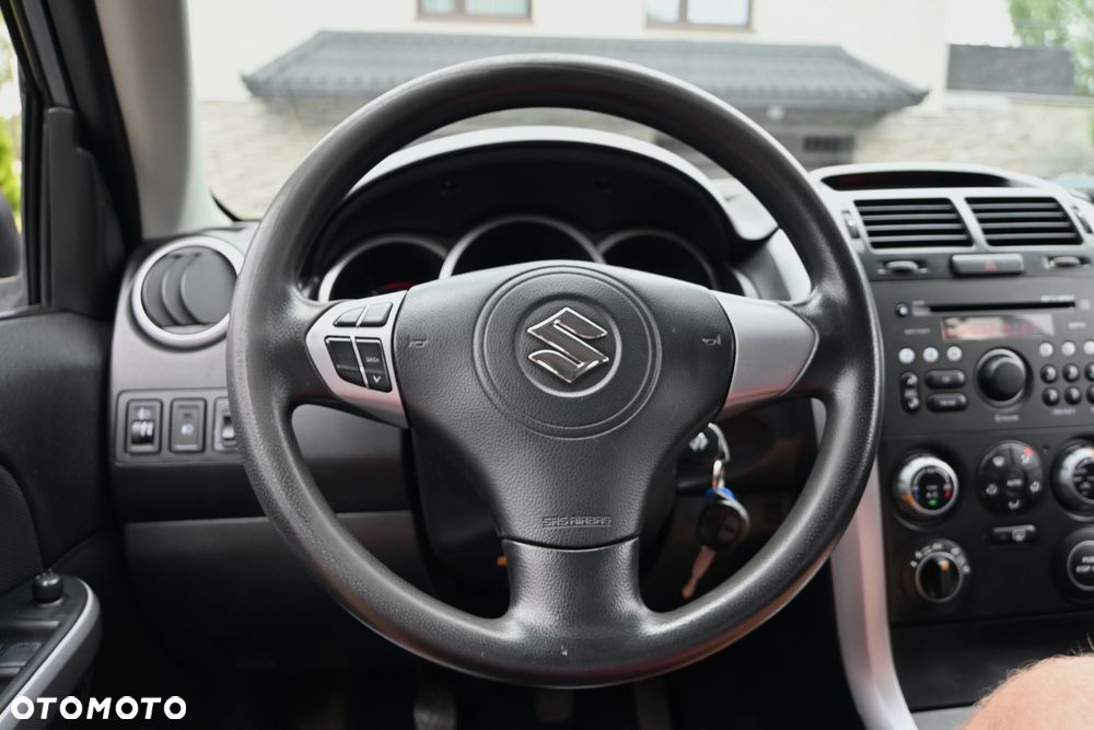 Suzuki Grand Vitara 1.9 DDiS - 29
