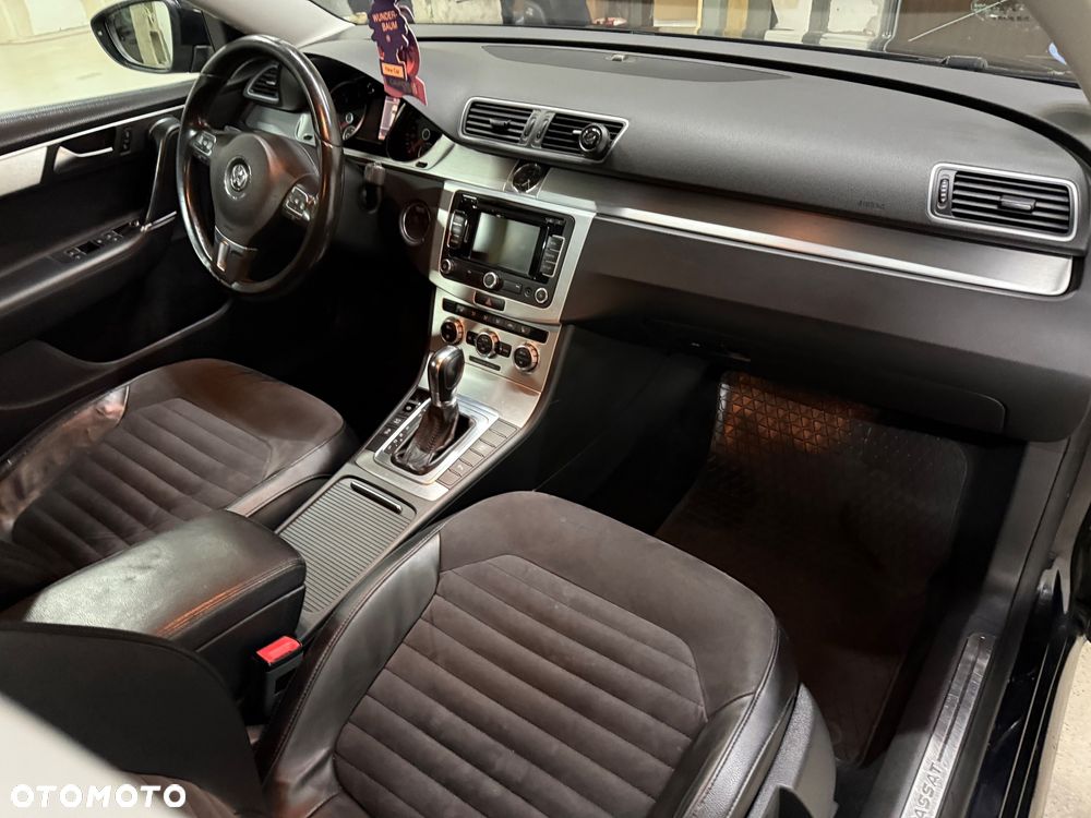 Volkswagen Passat 2.0 TDI Highline DSG - 6