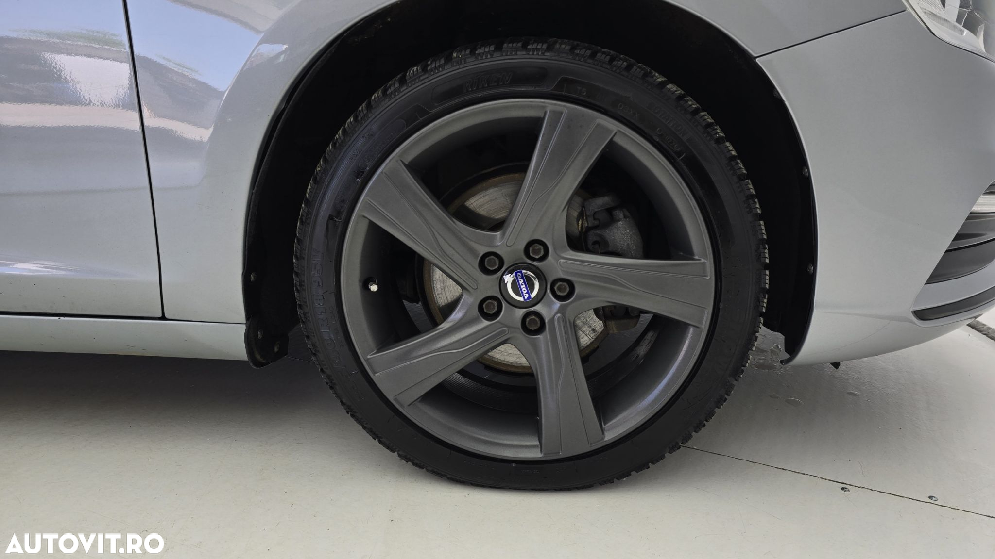 Volvo S60 - 23