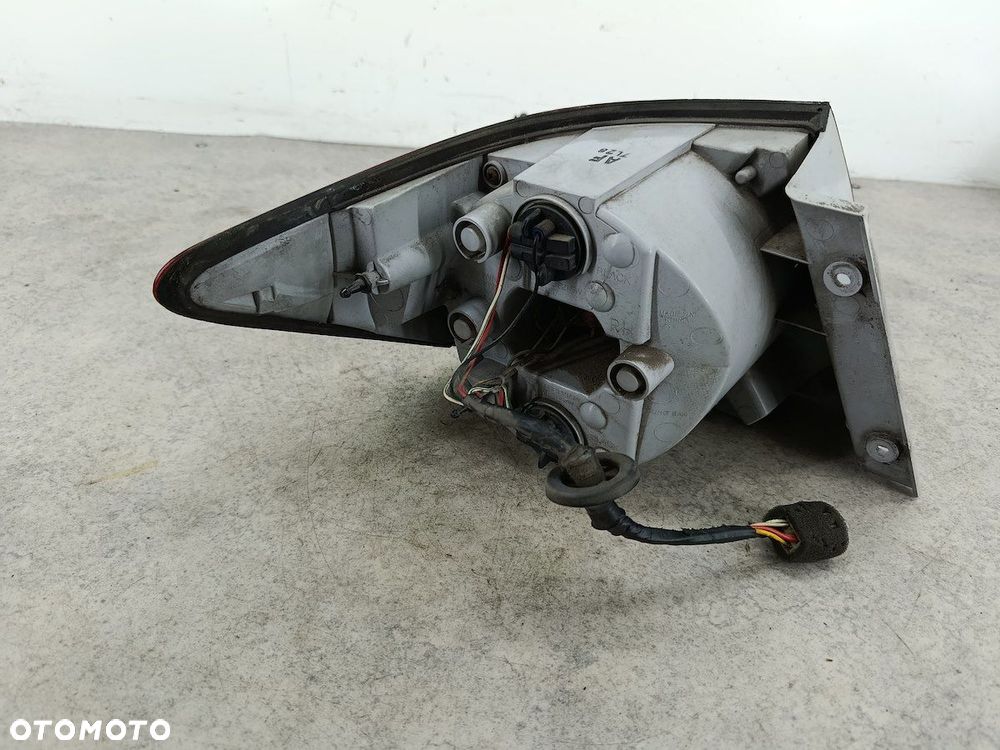 LAMPA TYLNA PRAWA CHEVROLET EPICA - 5