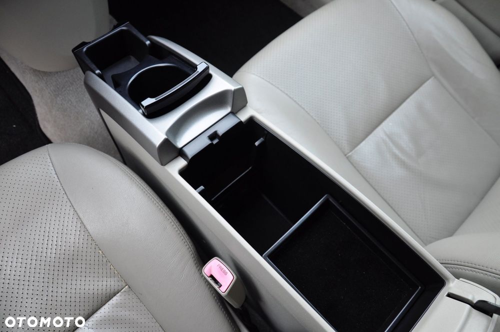 Toyota Prius 1.5 VVT-i Sol (nav) - 16