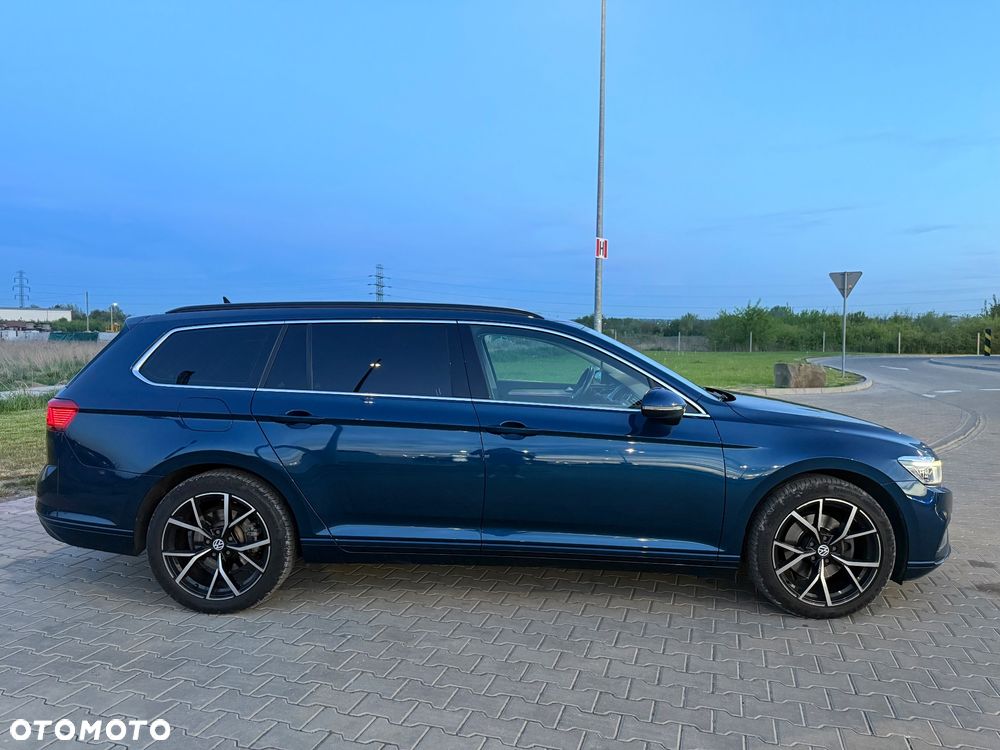 Volkswagen Passat Variant 2.0 TDI SCR DSG Business - 3