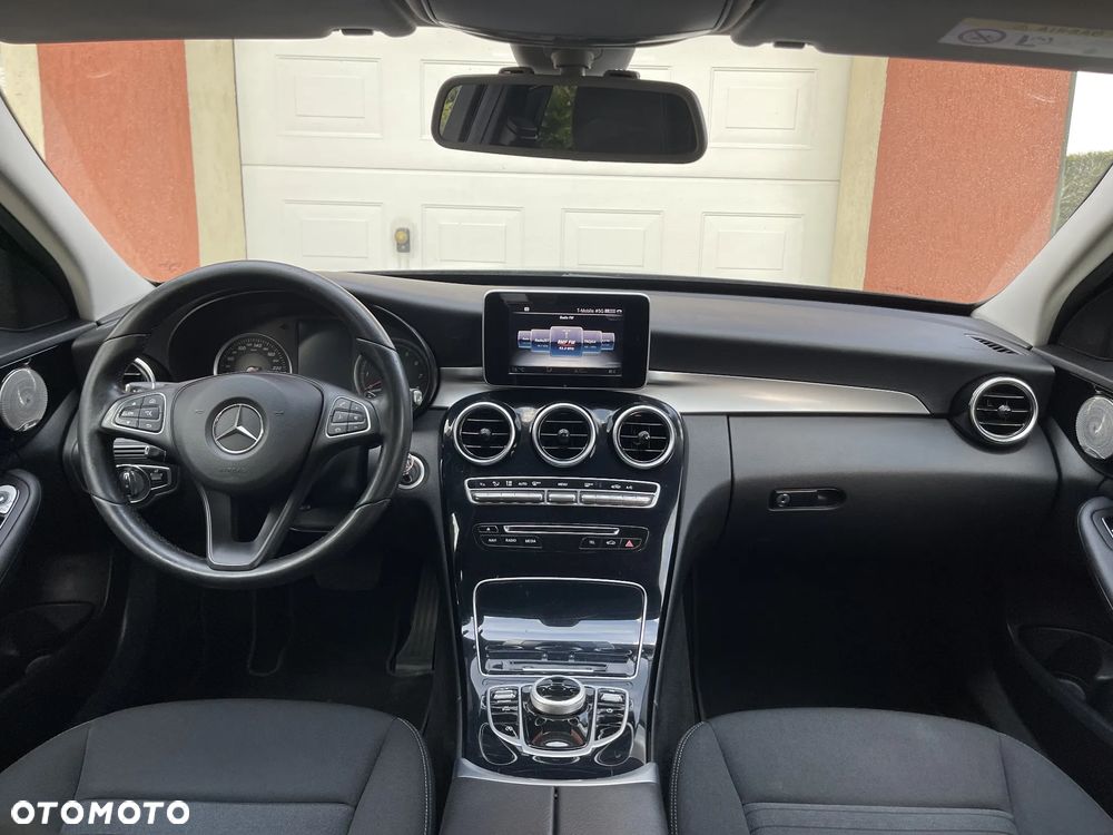 Mercedes-Benz Klasa C 180 7G-TRONIC - 13