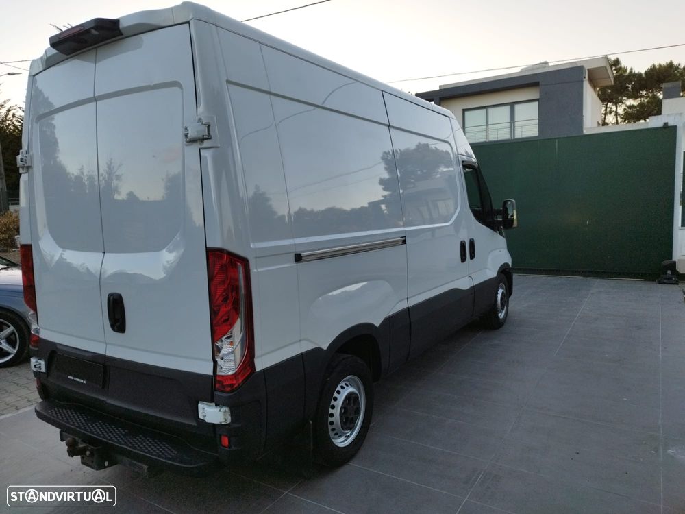 Iveco Daily 2.3 35S15 L2H2 - 3