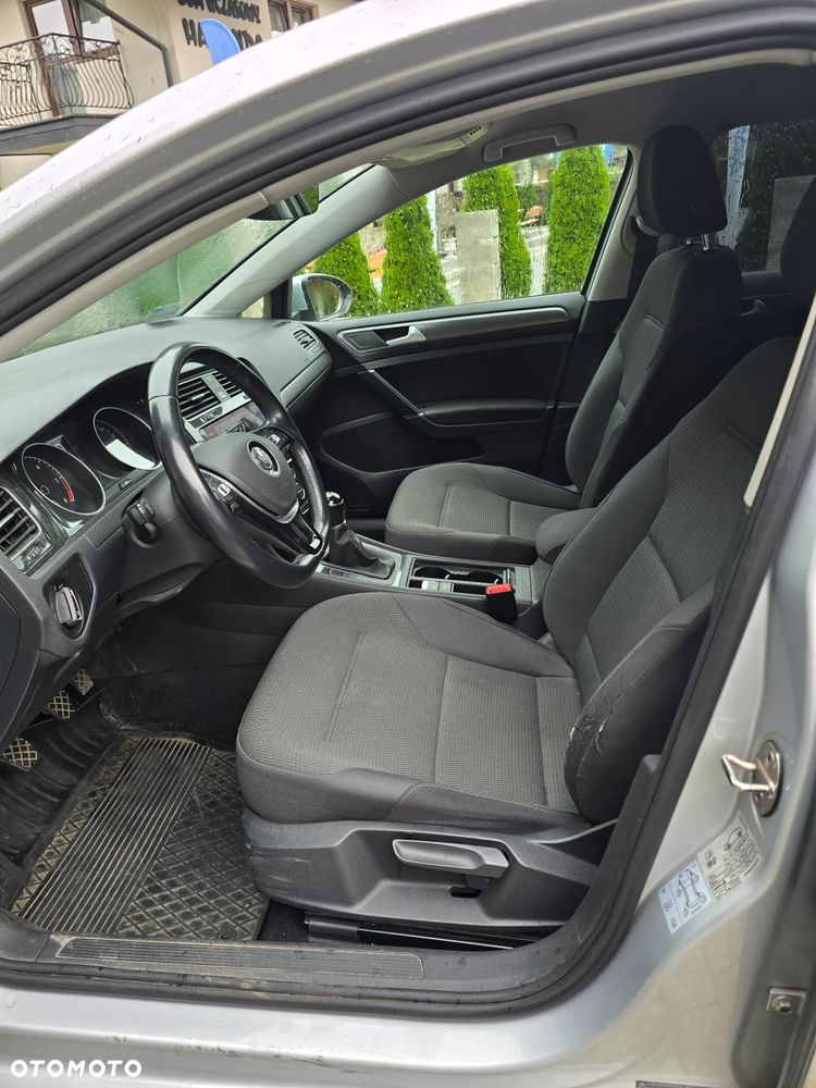 Volkswagen Golf 1.6 TDI BMT Comfortline - 10