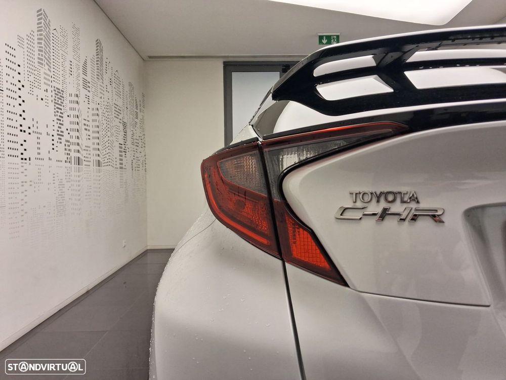 Toyota C-HR - 34
