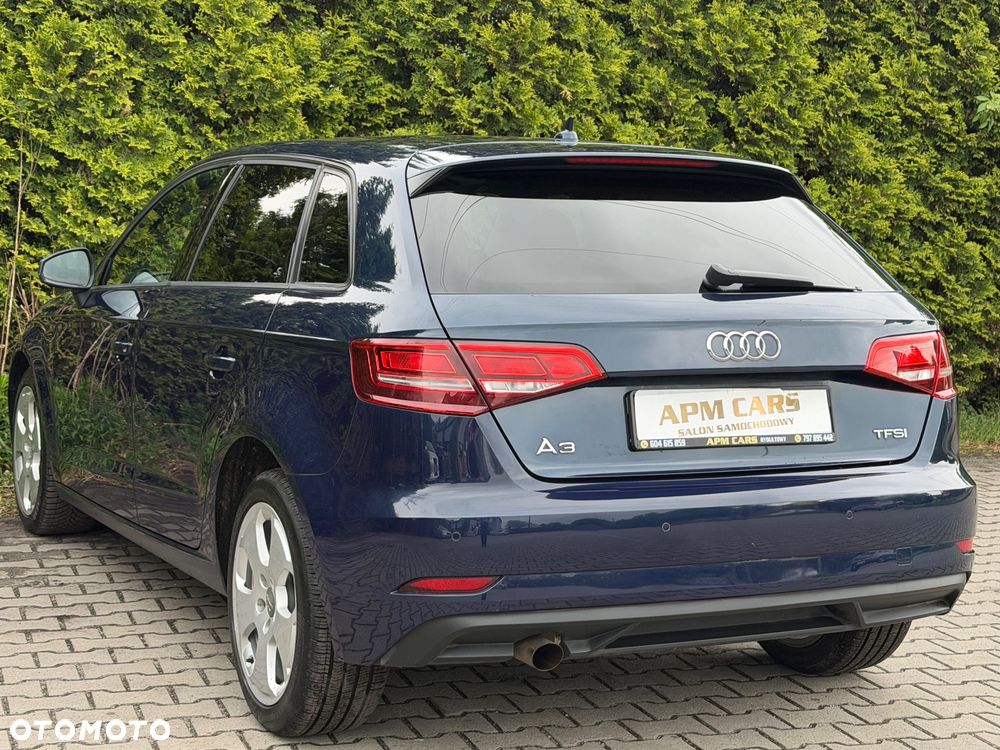 Audi A3 Sportback 1.0 TFSI design - 17