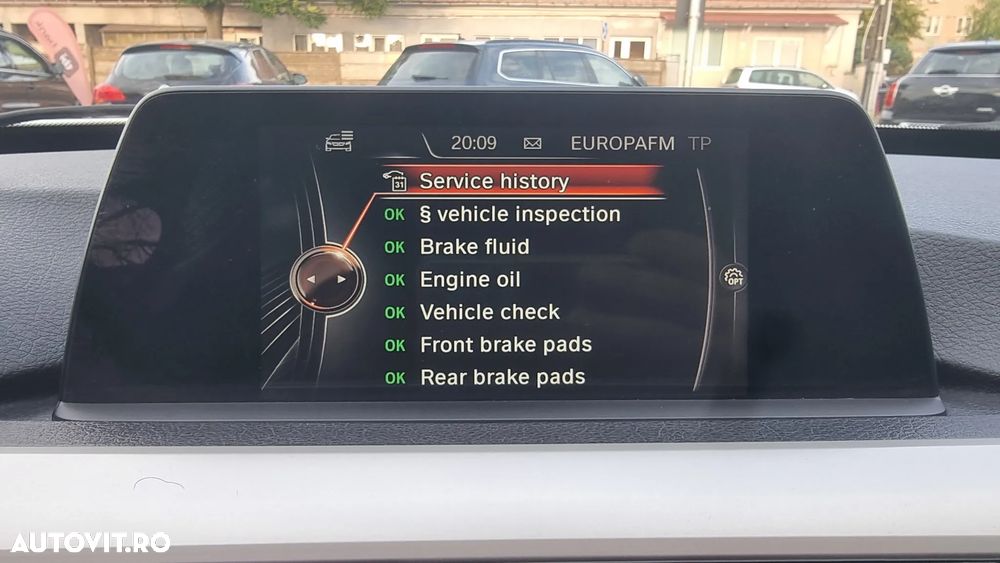 BMW Seria 3 318d - 24