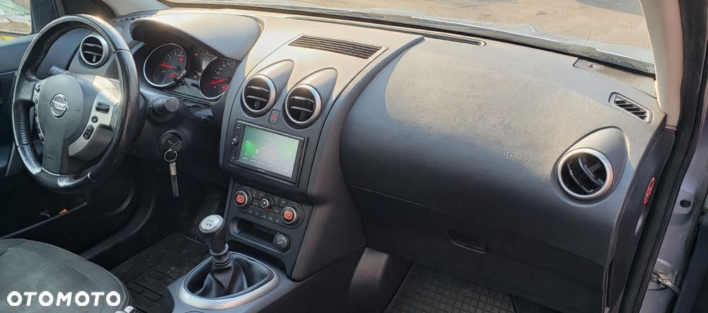 Nissan Qashqai - 8