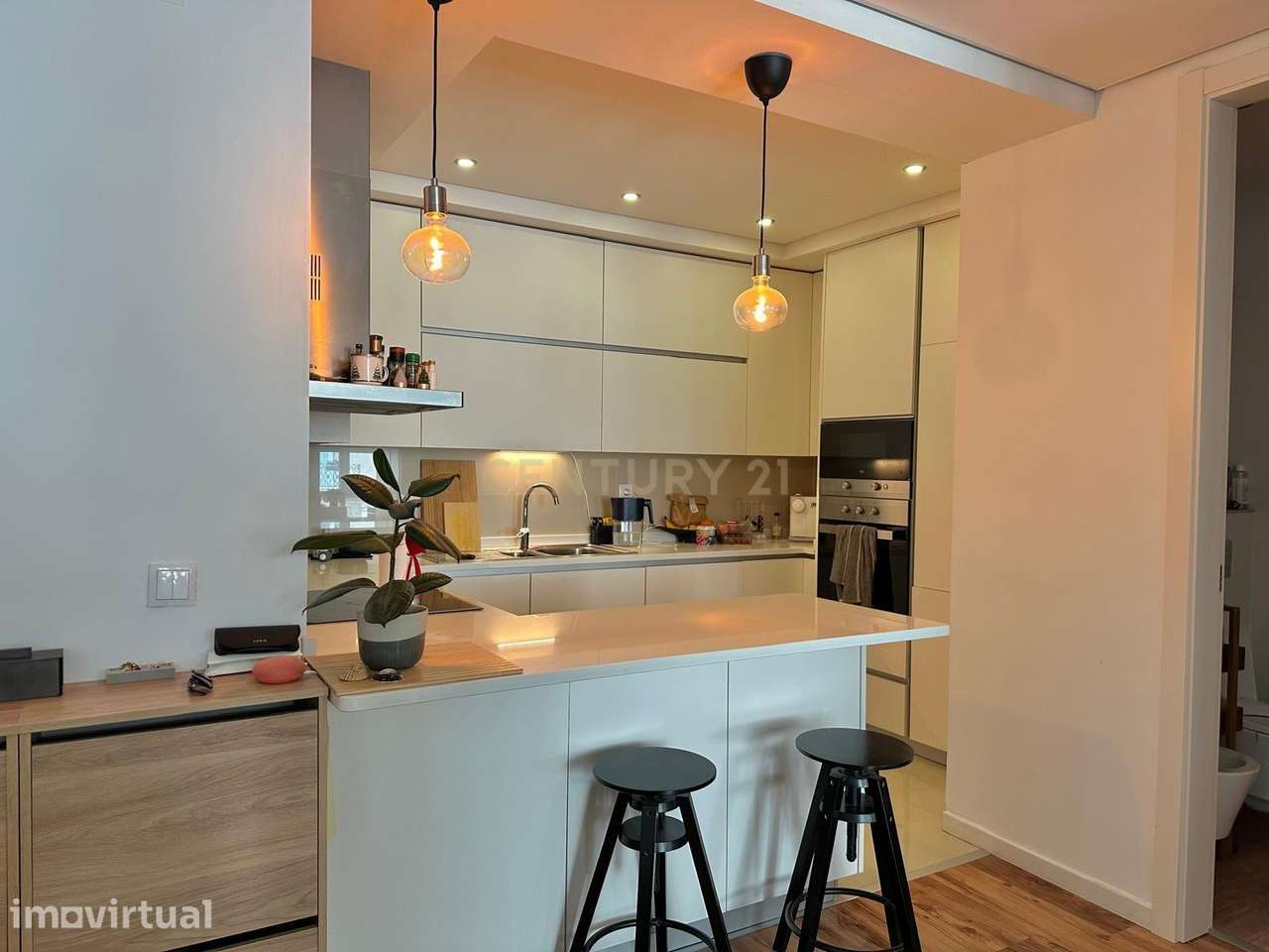 Apartamento T2 para Arrendamento em Santo António - Grande imagem: 4/6