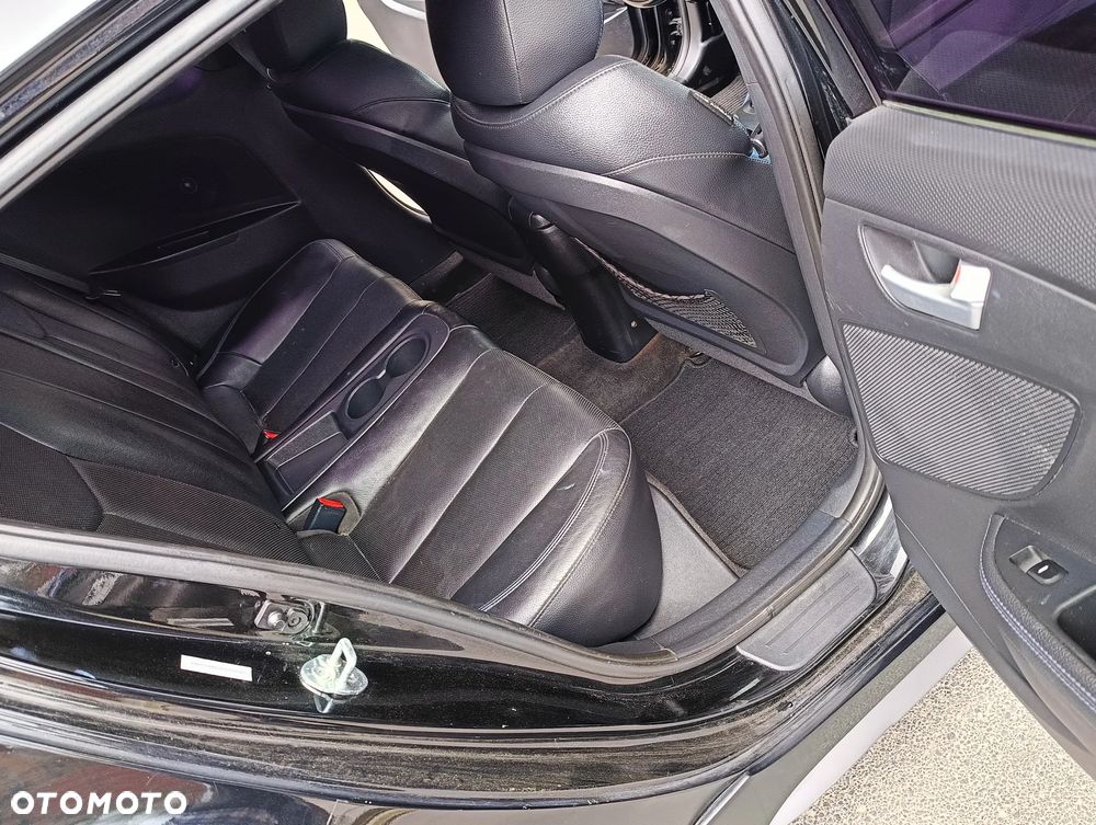 Hyundai Veloster 1.6 Turbo Automatik Premium - 33