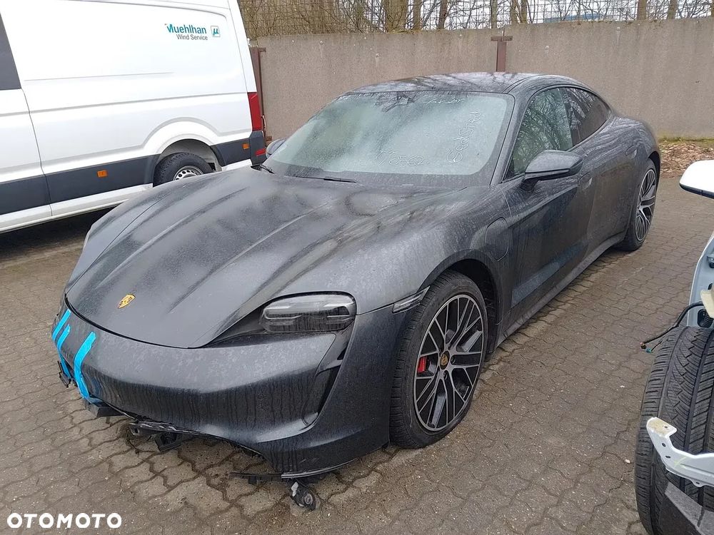 Porsche Taycan - 2