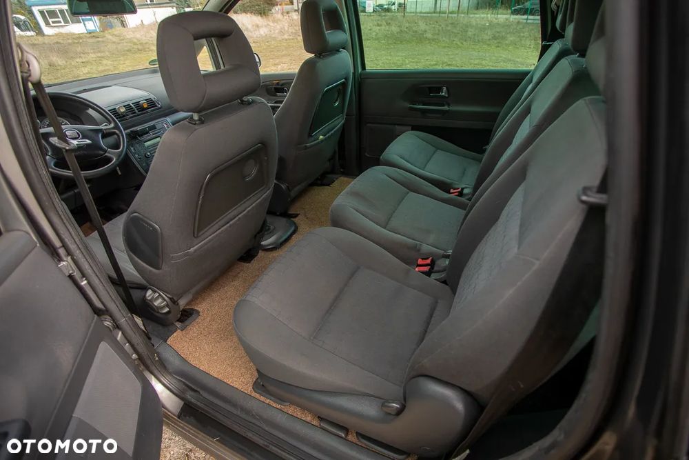 Seat Alhambra 2.0 TDI Reference - 15