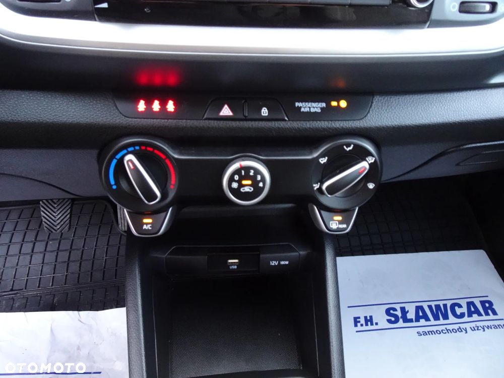 Kia Stonic 1.0 T-GDI M - 32