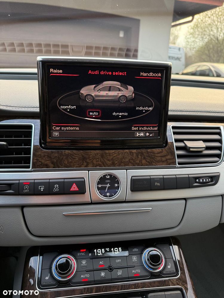 Audi A8 3.0 TDI DPF quattro tiptronic - 23