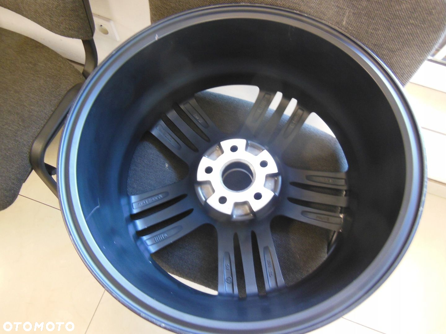 ALU FELGA 5X105 18" ET42 57R8755 - 5