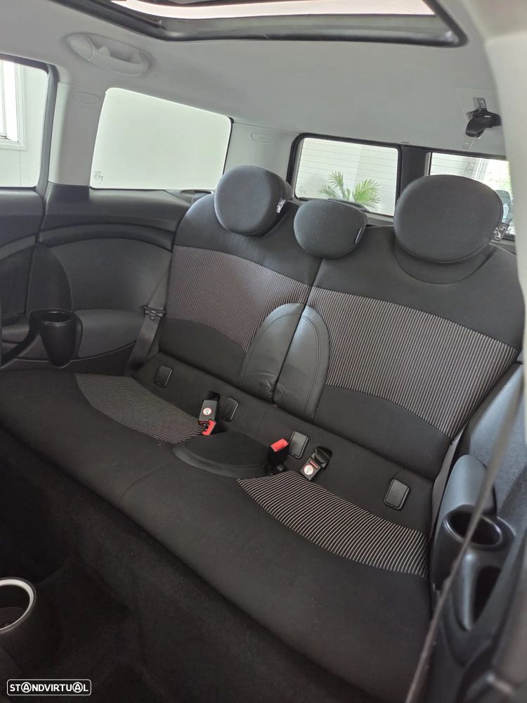 MINI Clubman Cooper D - 19