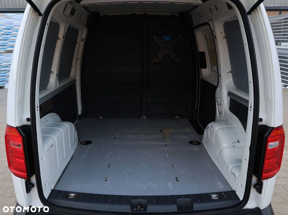 Volkswagen Caddy - 27