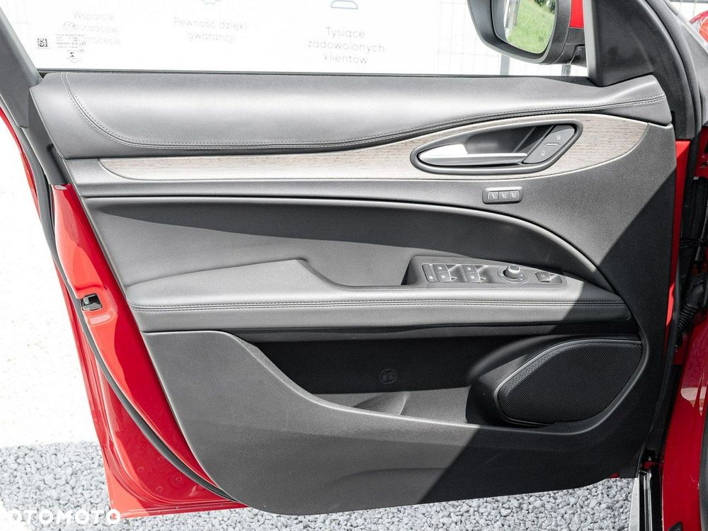 Alfa Romeo Stelvio 2.0 Turbo TI Q4 - 13