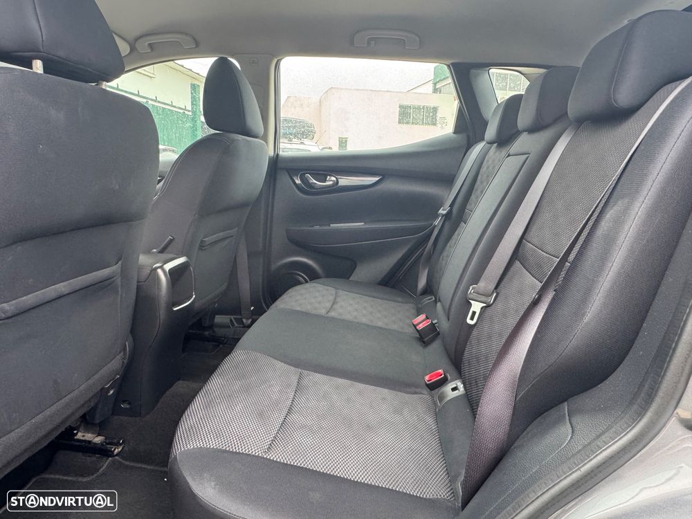 Nissan Qashqai 1.5 dCi Acenta - 17