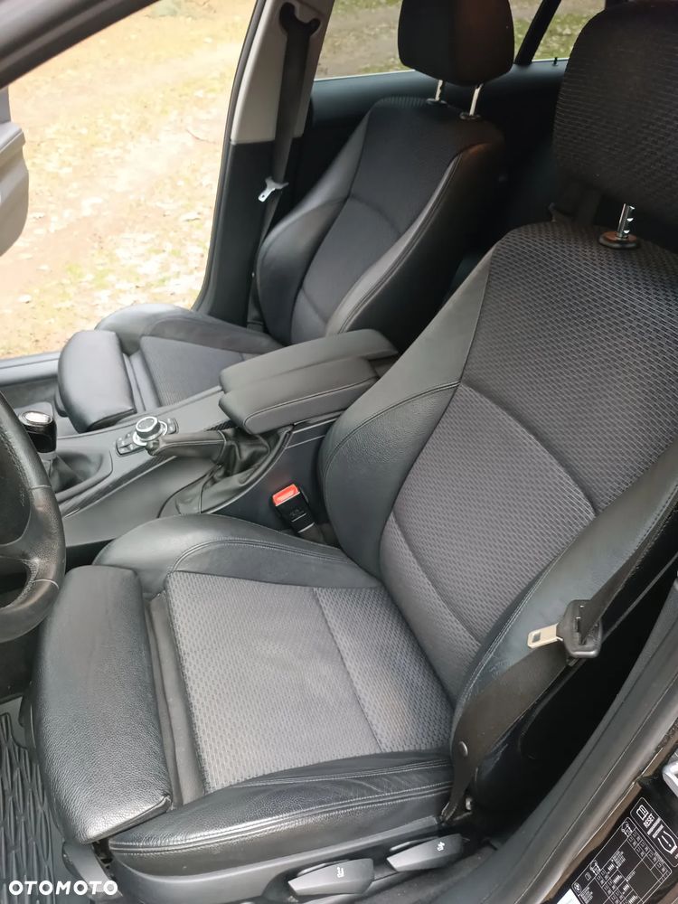 BMW Seria 3 318d - 22