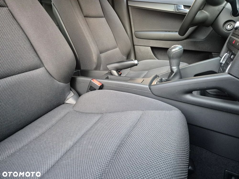 Audi A3 Sportback - 36