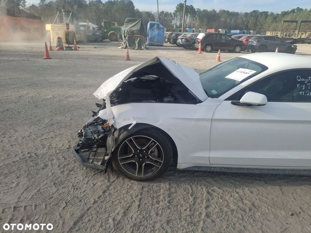 Ford Mustang 2.3 EcoBoost - 3