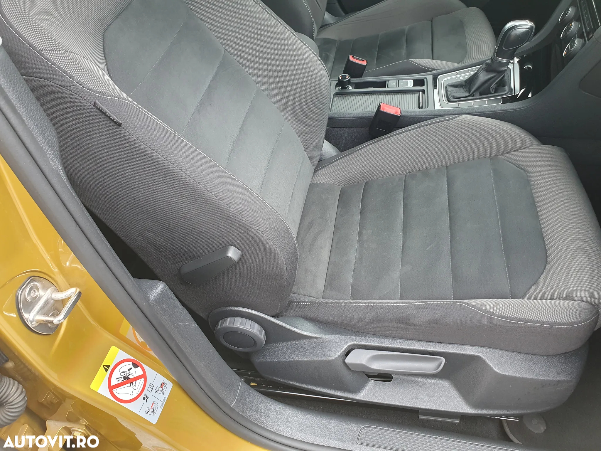 Volkswagen Golf 1.5 TSI DSG Highline - 20