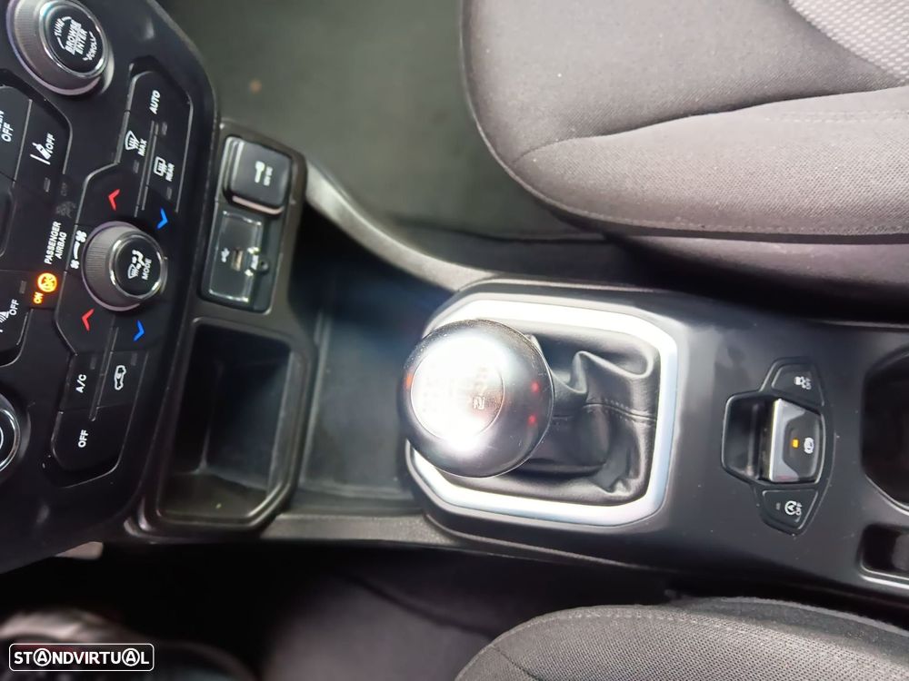 Jeep Renegade - 26