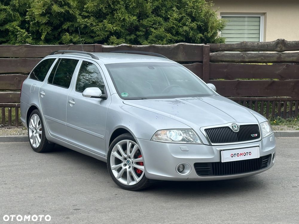 Skoda Octavia 2.0 TDI CR DPF RS - 2
