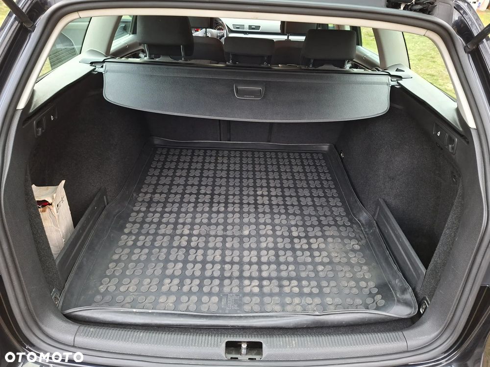 Volkswagen Passat 2.0 TDI Comfortline - 7