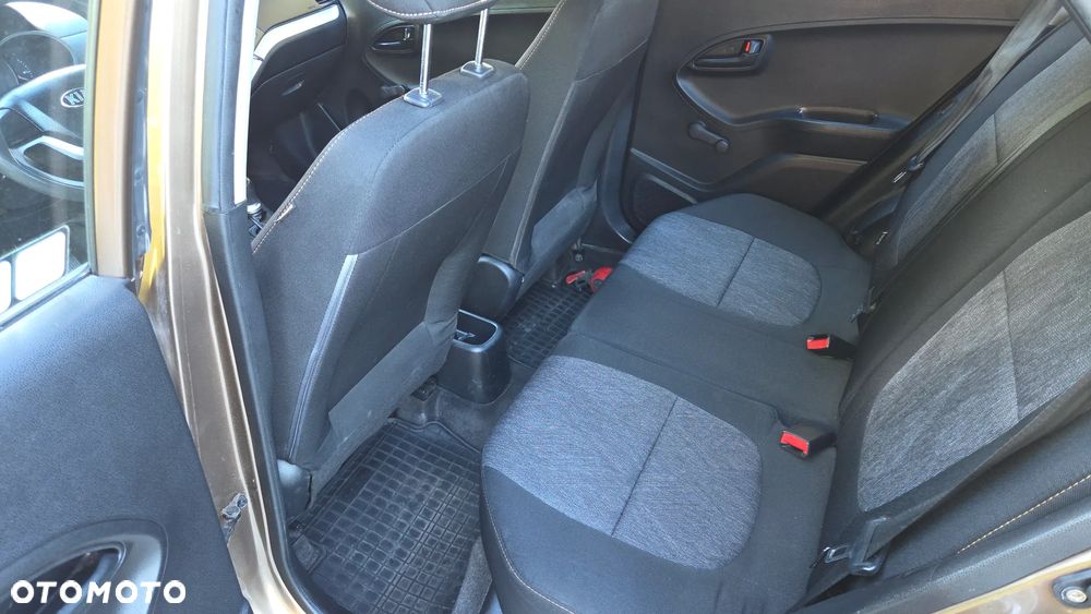 Kia Picanto 1.0 M - 10