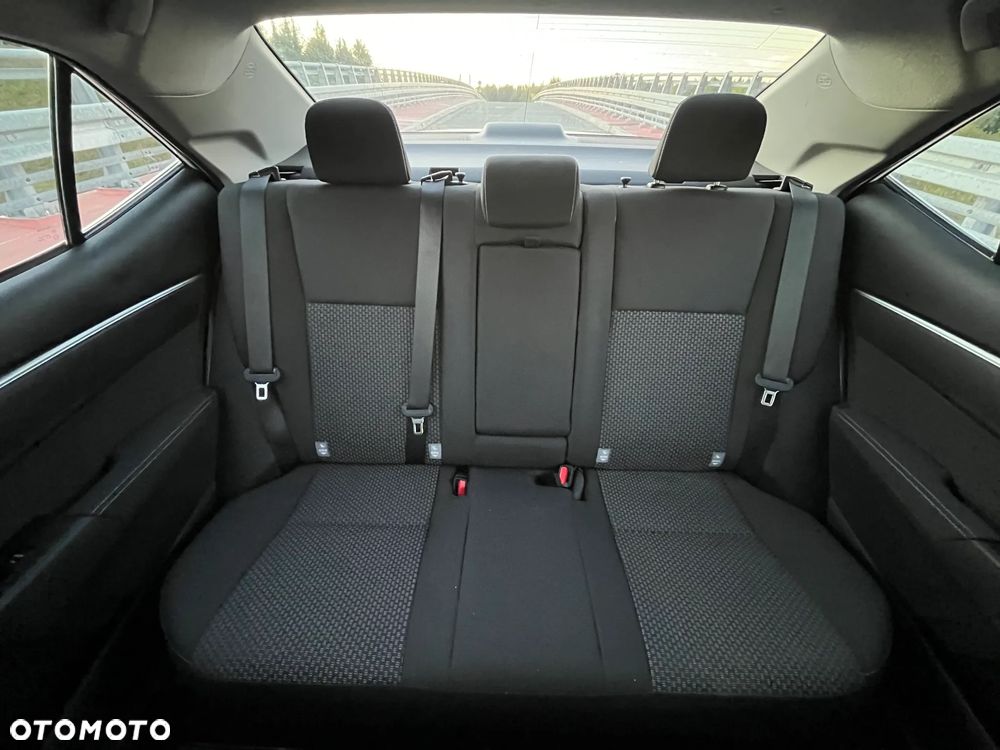 Toyota Corolla 1.6 Premium EU6 - 15