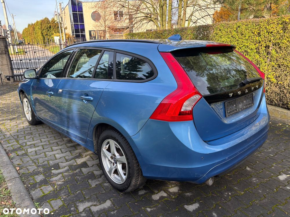 Volvo V60 Diesel Kinetic - 4