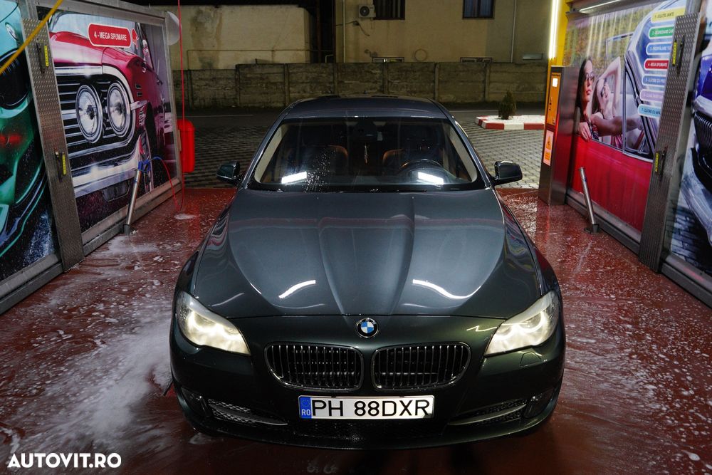 BMW Seria 5 520d - 22