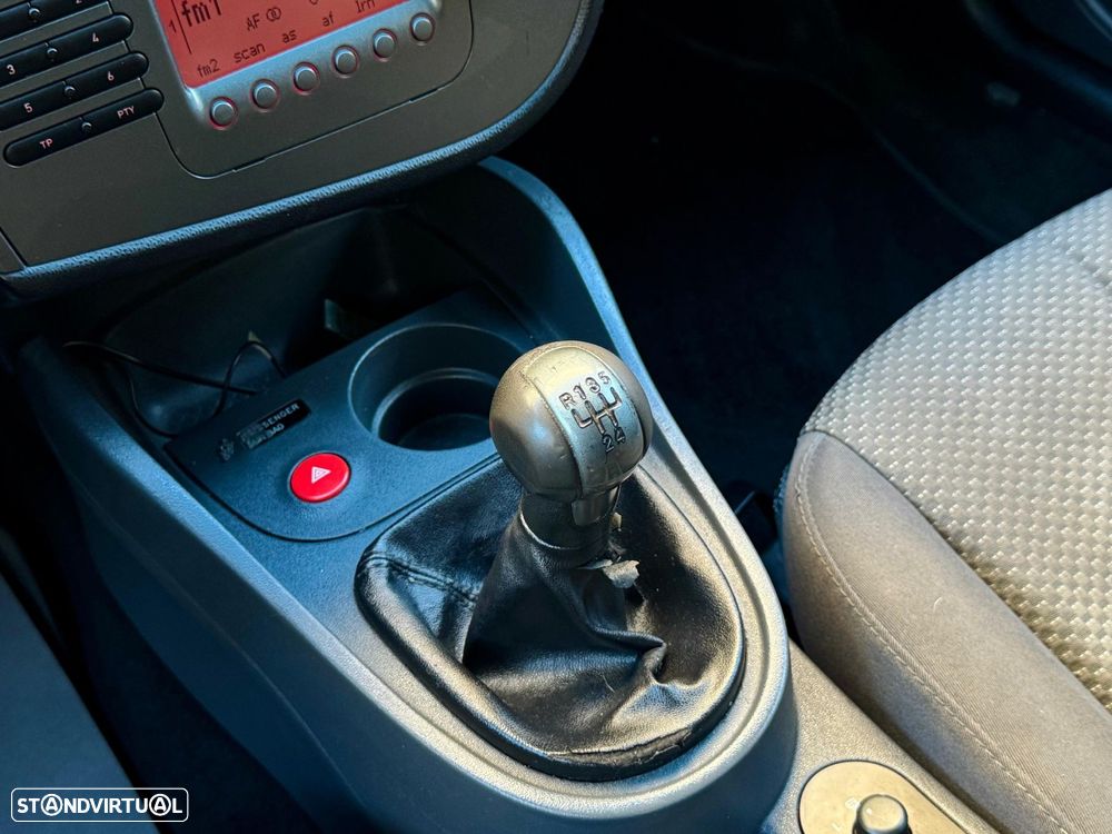 SEAT Leon 1.9 TDi Sport Up - 32