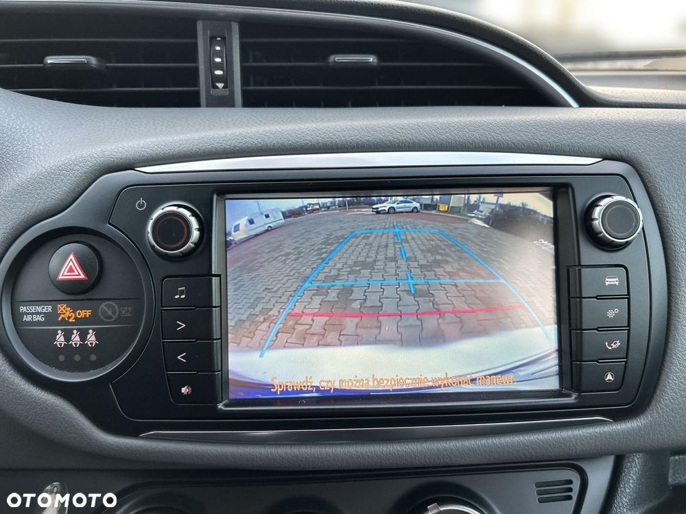 Toyota Yaris - 18