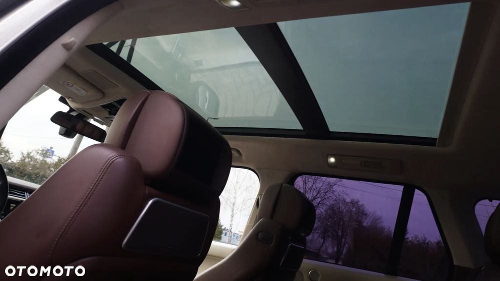 Land Rover Range Rover 4.4SD V8 LWB Vogue - 24