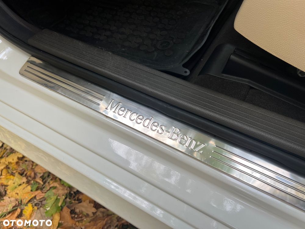 Mercedes-Benz GLK 350 4Matic BlueEFFICIENCY 7G-TRONIC - 13