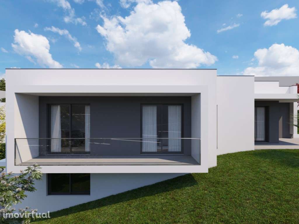 Moradia em construção - Travanca / Próximo ao Campo Futebol - Grande imagem: 2/12